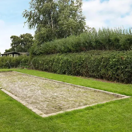 14 Person In Faaborg Bojden